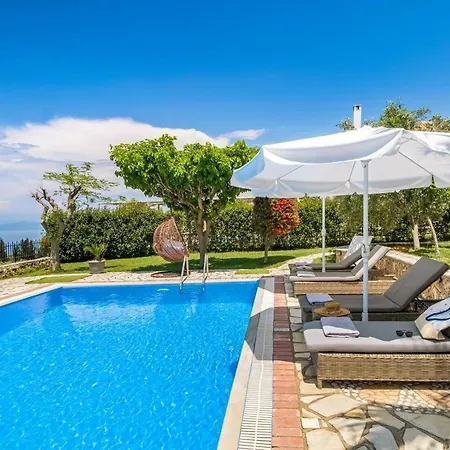 Goudis Villa *