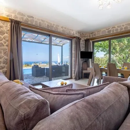 Goudis Villa Tsoukaladhes