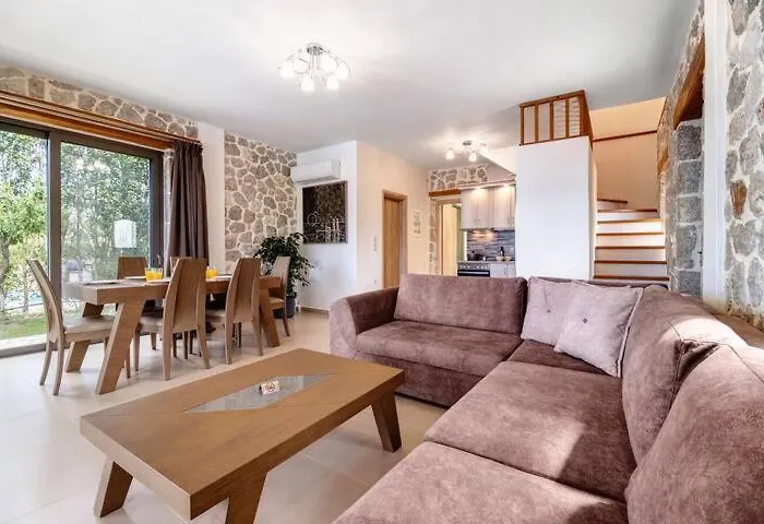 Villa Goudis *