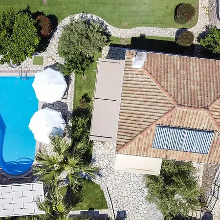 Goudis Tsoukaládhes